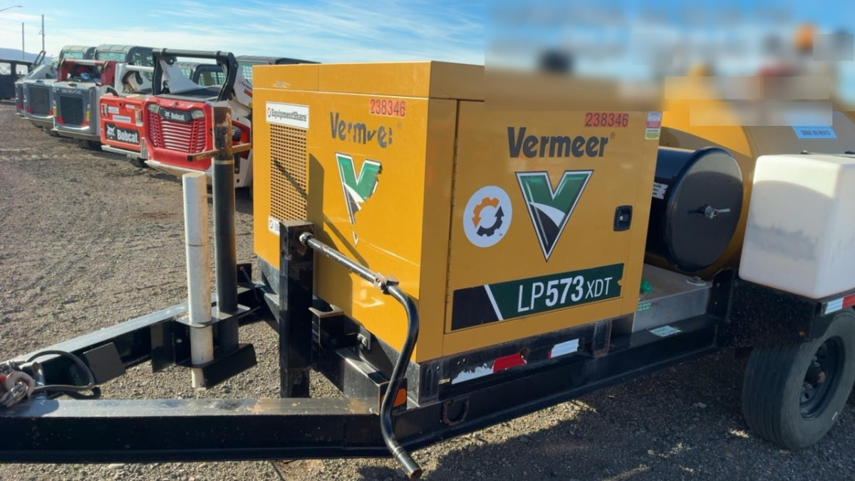 2022 Vac-Tron LP573XDT T4 Koehler Diesel Engine, 500 Gallon Debris Tank, x2 100 Gallon Water Tanks