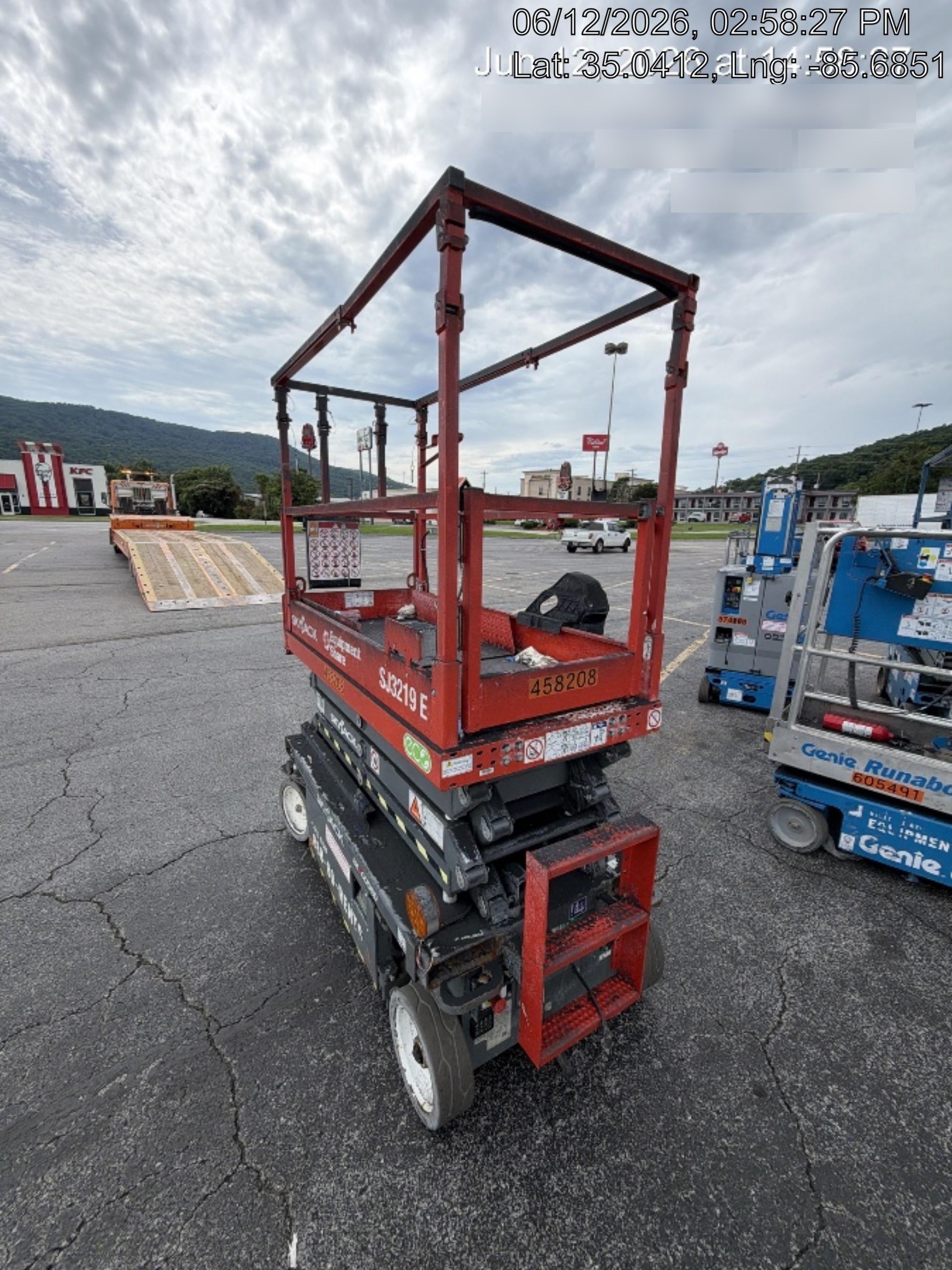 2024 SKYJACK SJ3219E