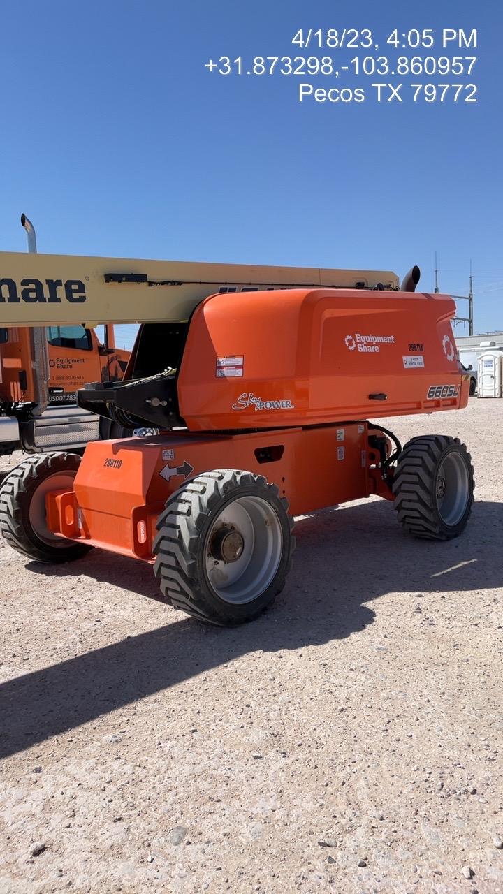 2023 JLG 660SJ