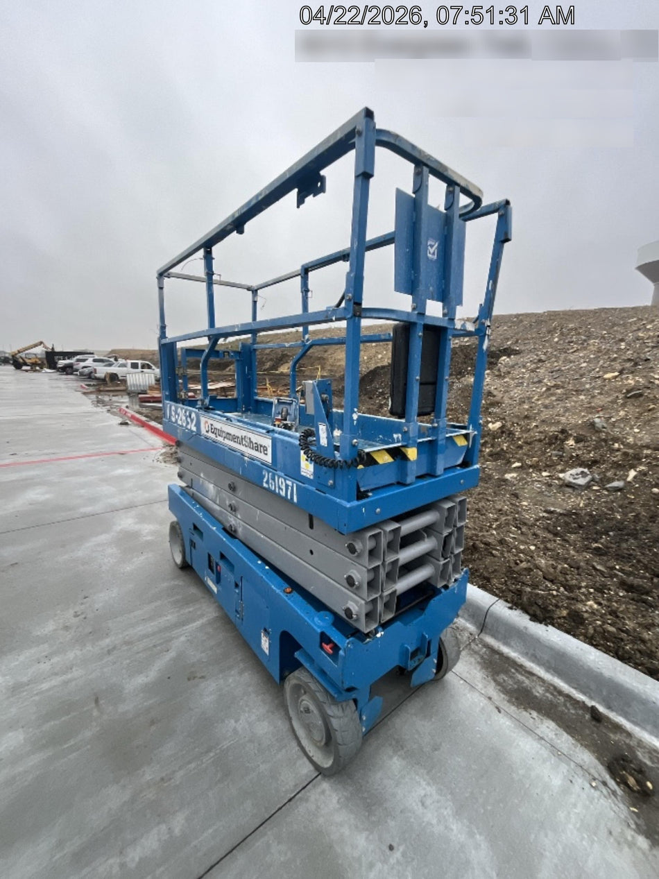 2022 GENIE GS-2632