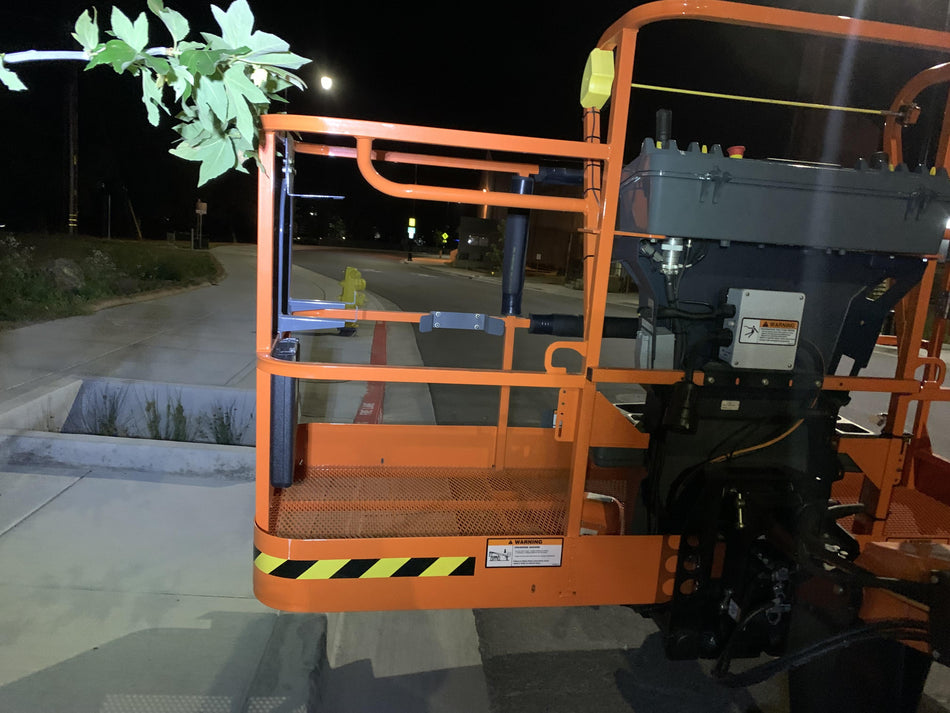 2023 JLG 460SJ