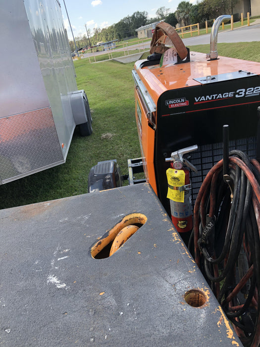 2021 Lincoln Electric Vantage 322 Vantage 322 Ready Pak 3 w/ Decals, ORANGE (includes trailer, cable rack, fender light kit) NO Telematics