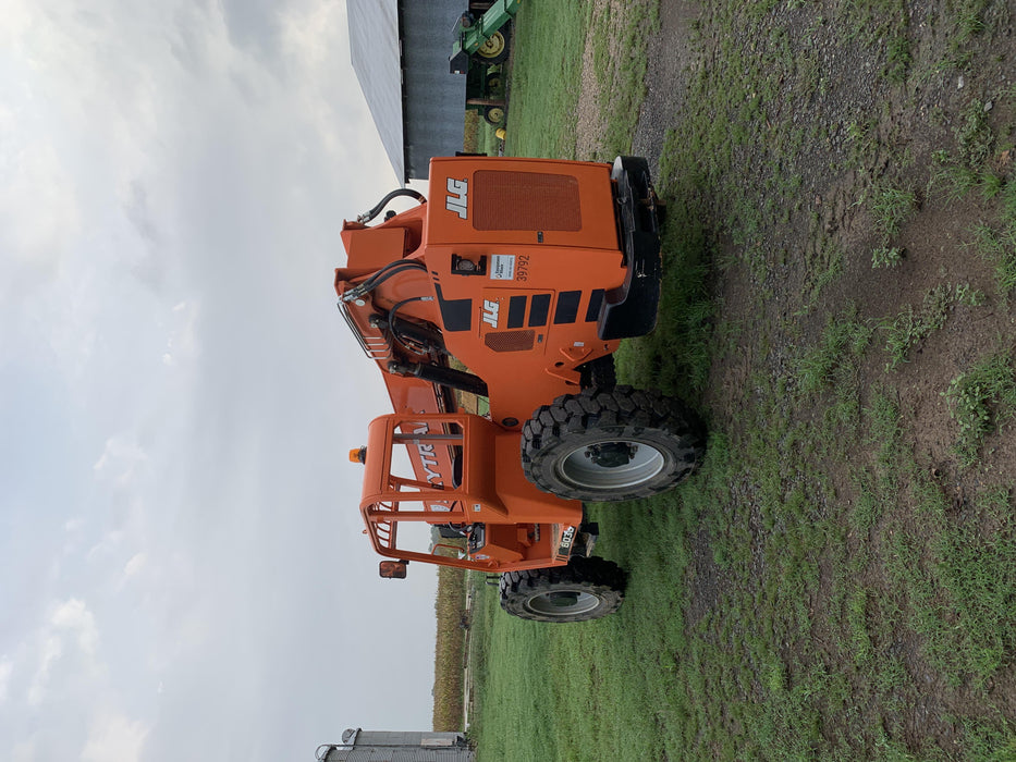 2019 Skytrak 6036 Canopy, Solid Tires, LED Work Lights, Beacon 50" Carriage, 48" Pallet Forks