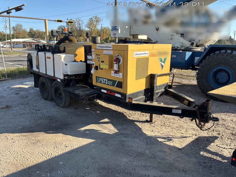 2021 VAC-TRON LP573XDT