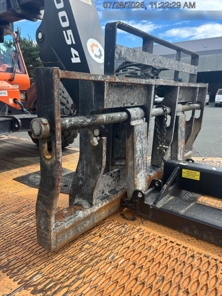 2021 JLG 1001095418S