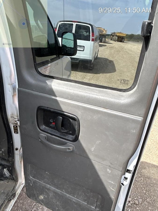 2023 CHEVROLET Express Van - Rental