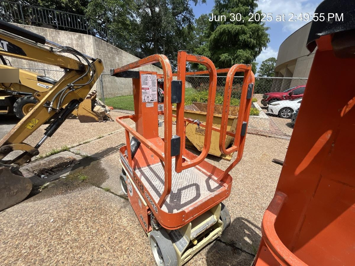 2021 JLG 1230ES