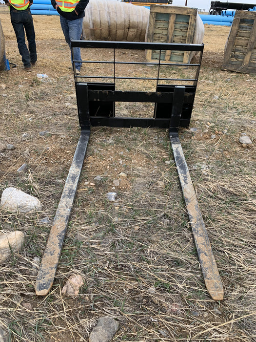 2022 ARROW MATERIAL HANDLING 60" Pallet Forks - Arrow