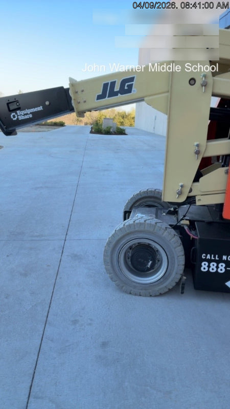 2025 JLG E300AJP