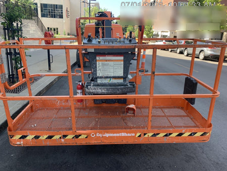 2023 JLG 660SJ