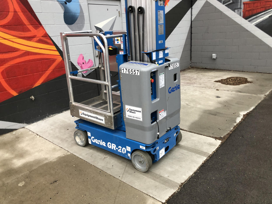 2021 GENIE GR-20
