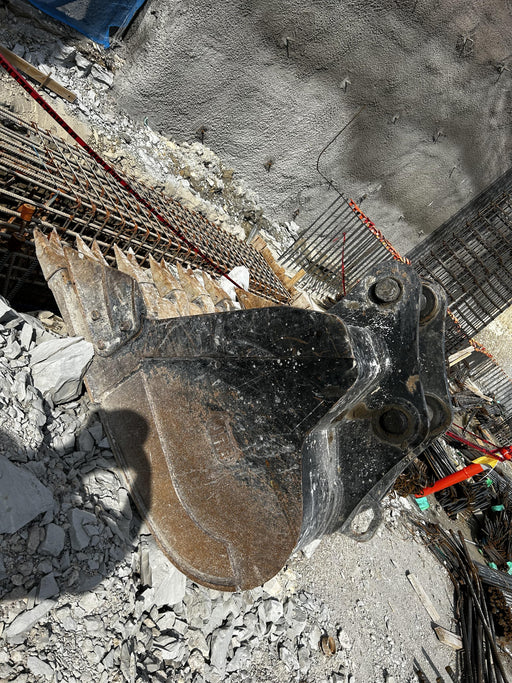 2020 PALADIN 36" Bucket HD, Excavator 45,000 - 55,000 Ibs - Paladin