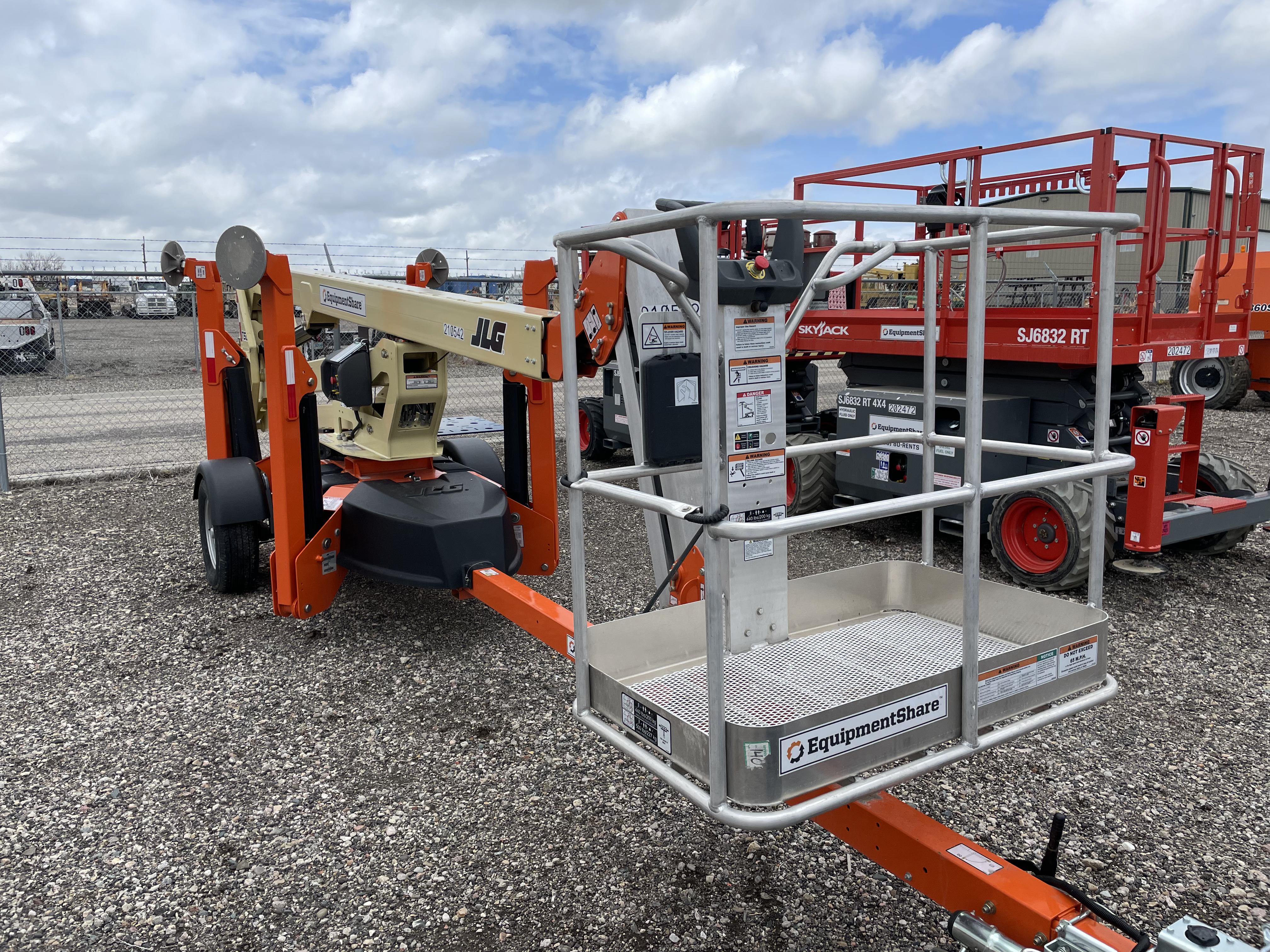 2022 JLG T500J