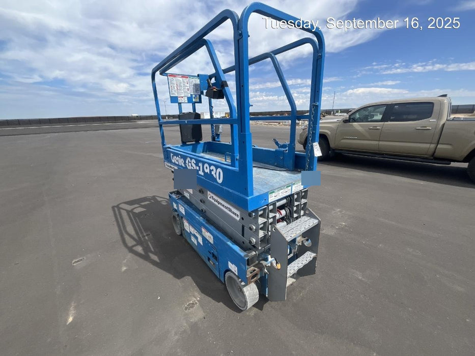 2018 Genie GS-1930 Genie GS-1930 w/Fixed Rail, Chain Entry