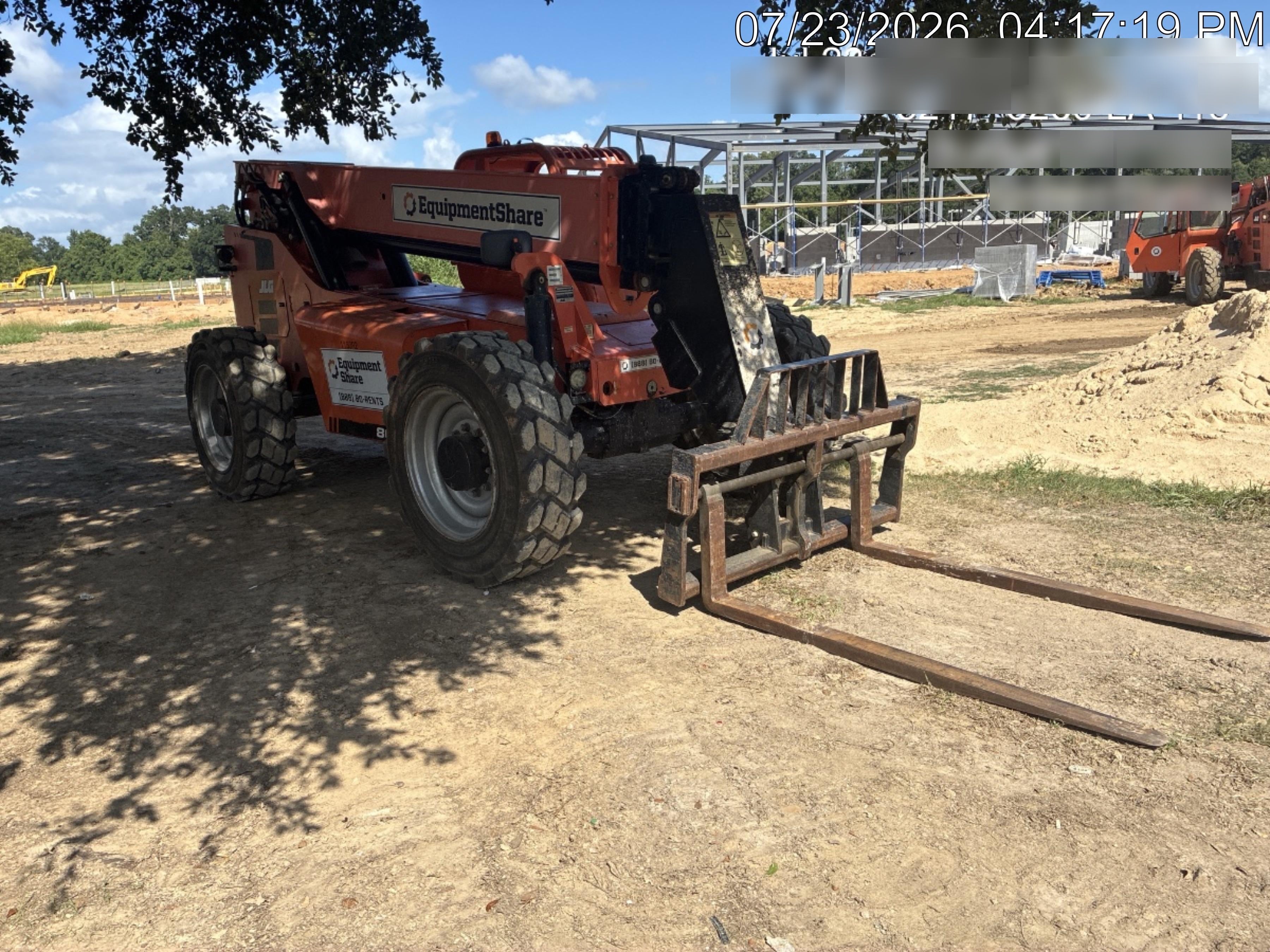2020 SKYTRAK 8042