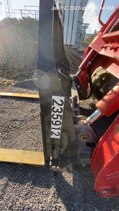 2022 PALADIN 48" Pallet Forks - Paladin