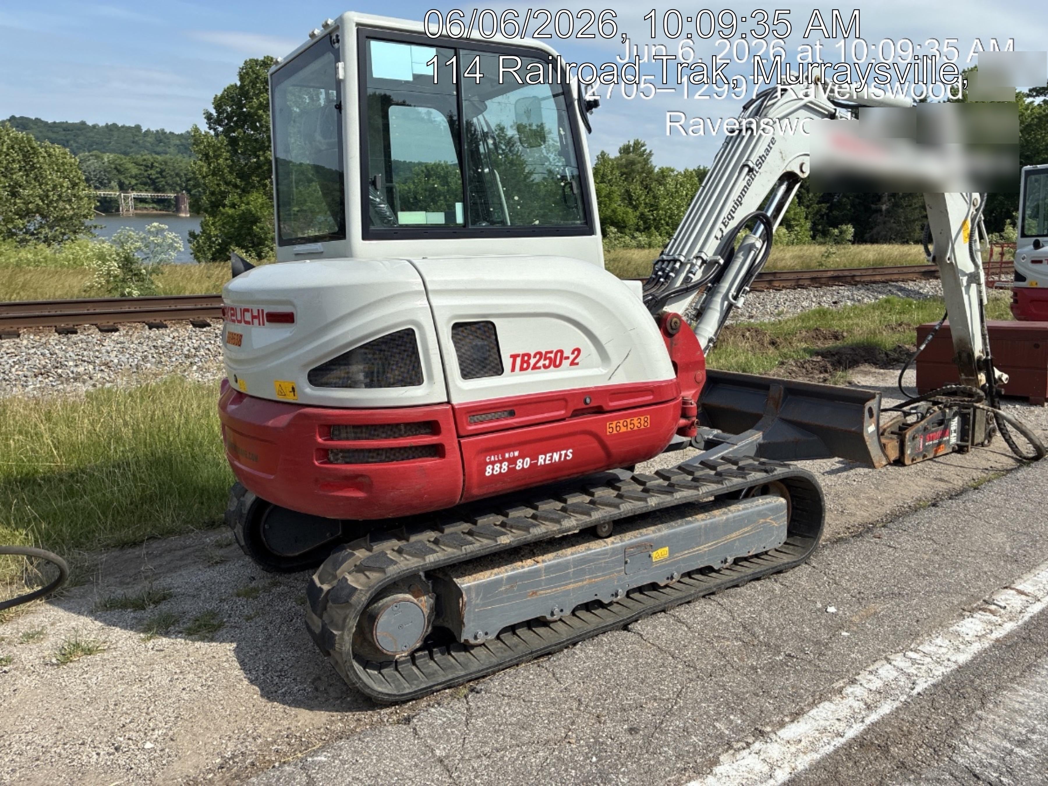 2025 TAKEUCHI TB250-2CR