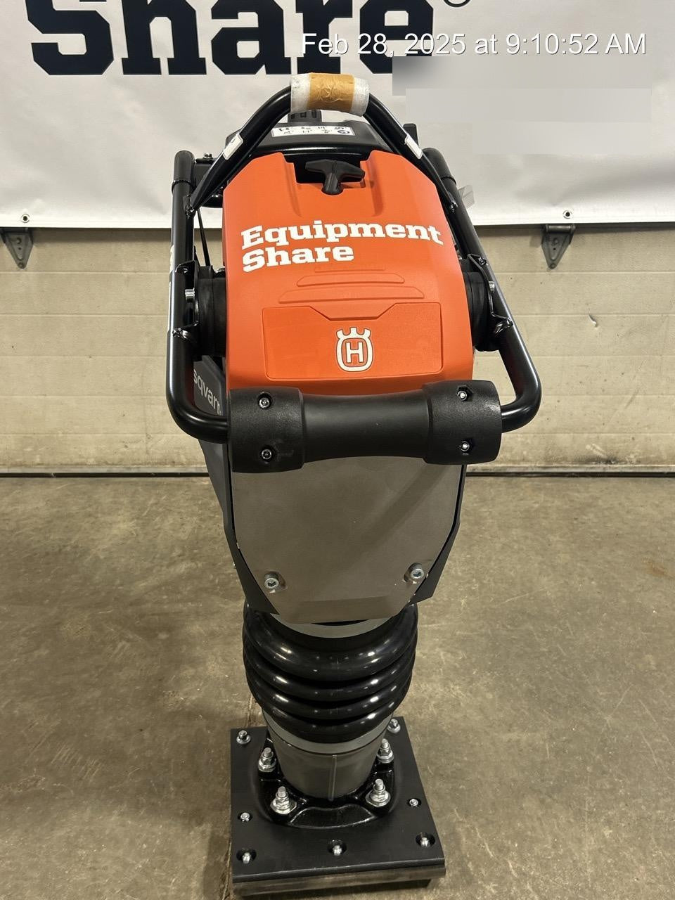 2025 HUSQVARNA LT6005