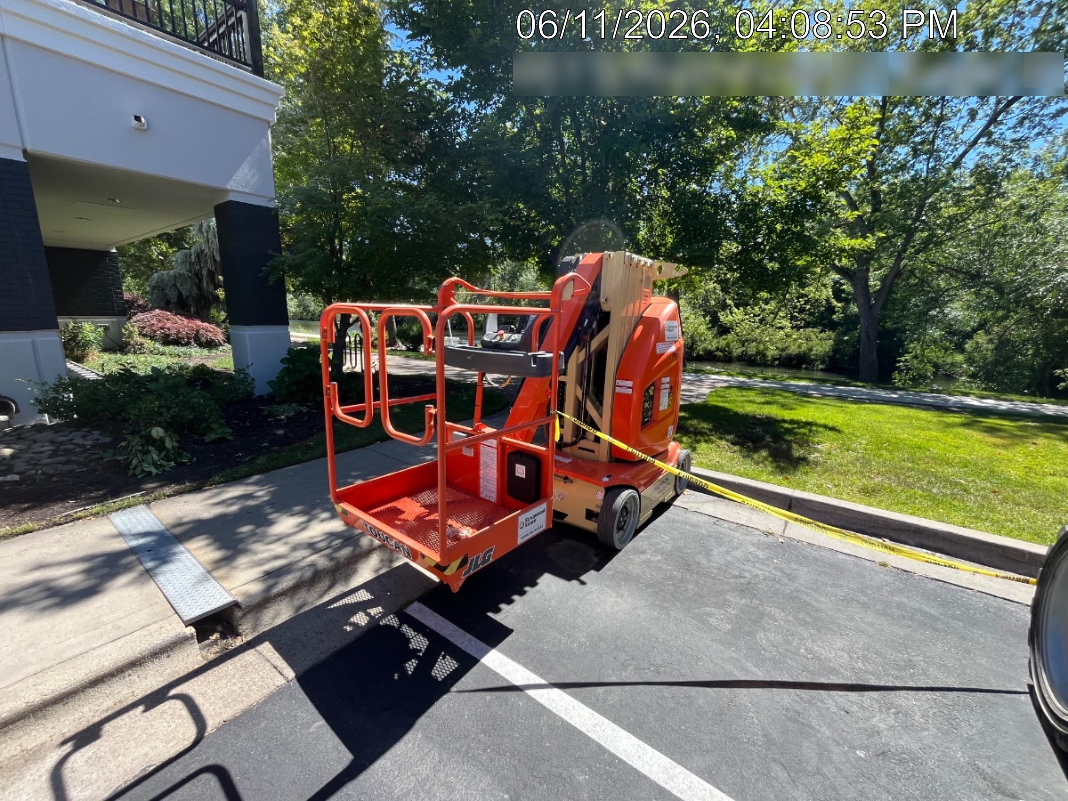 2021 JLG 26E