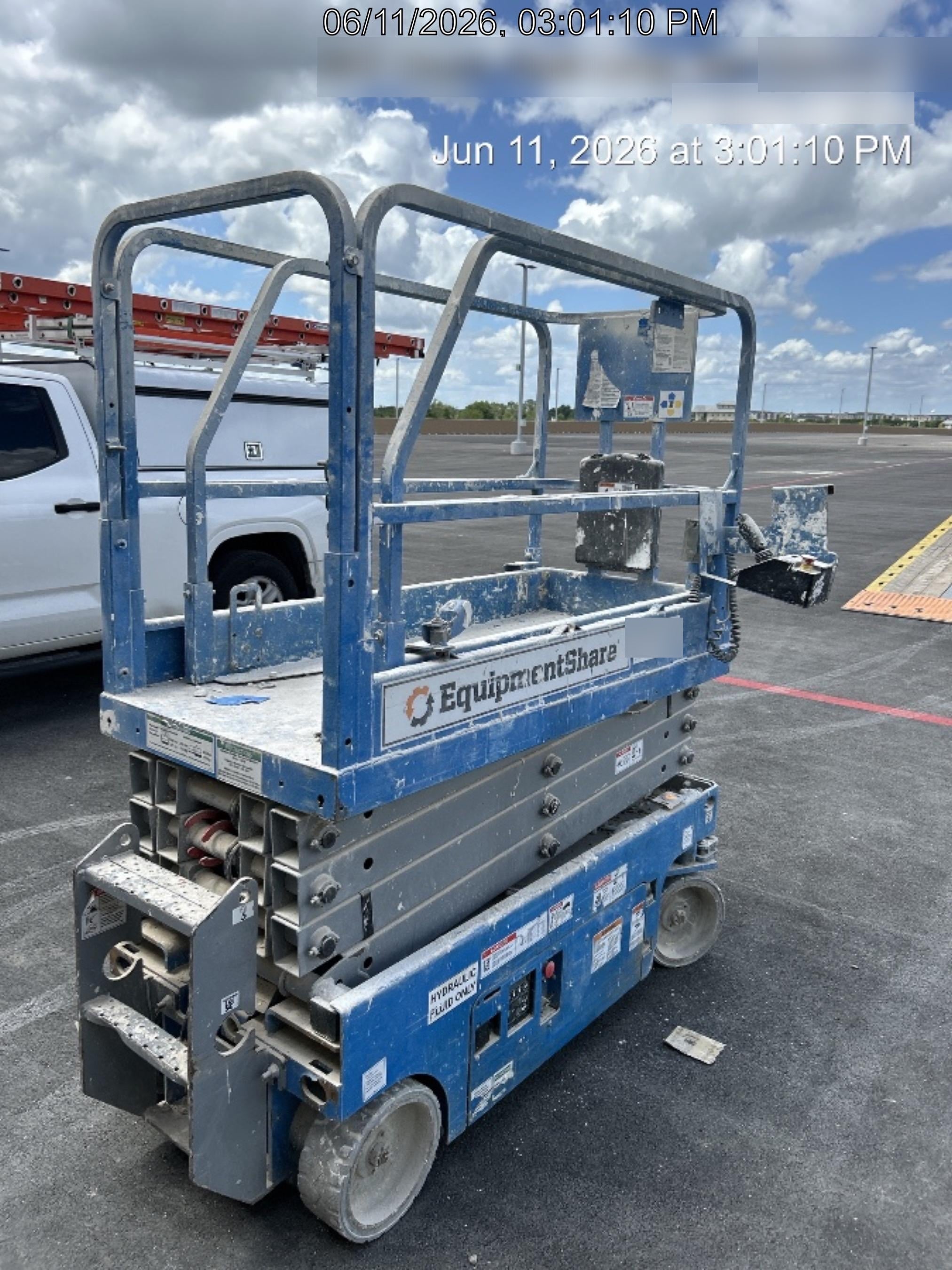 2019 Genie GS-1930 Fixed rails with chain Entry