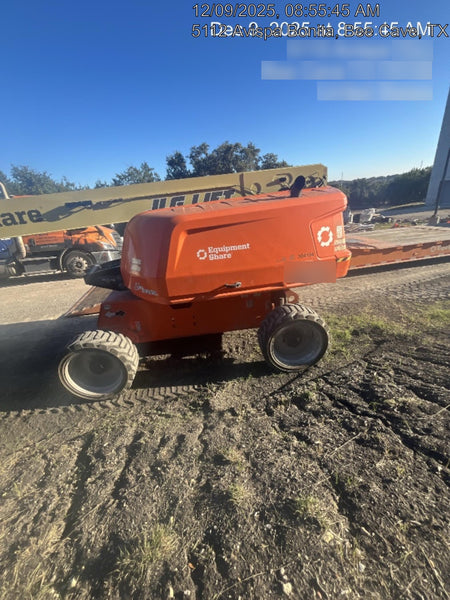 2023 JLG 660SJ