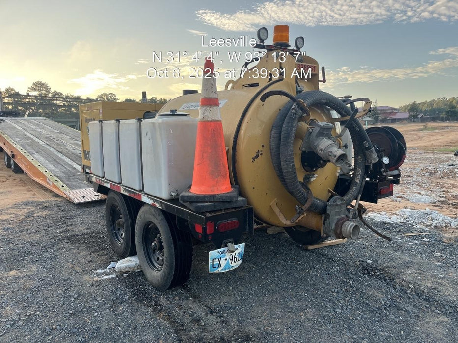 2023 Vac-Tron LP573XDT T4 Koehler Diesel Engine, 500 Gallon Debris Tank, x2 100 Gallon Water Tanks