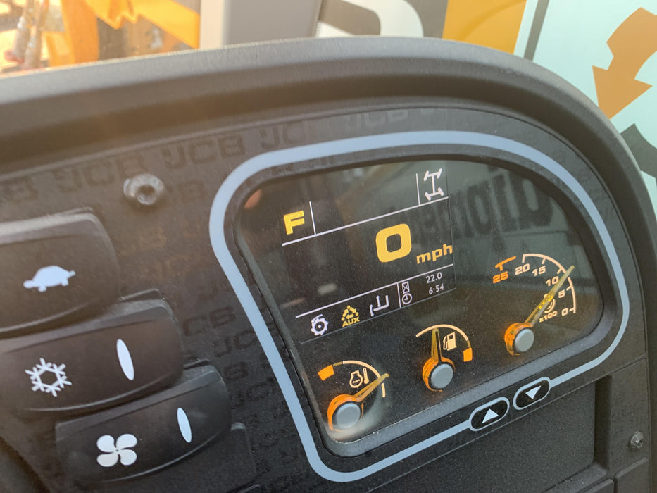 2020 JCB 505-20TC Cab/Heat/Air, Solid Tires, Work Lights, Beacon, Aux Hydraulics, Back up Alarm, ES Decals