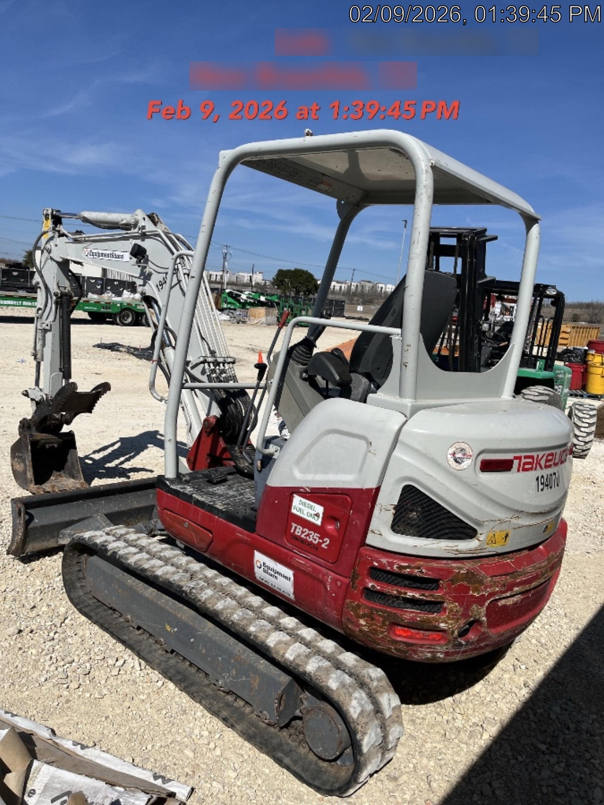 2021 TAKEUCHI TB235-2R