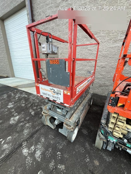 2018 Skyjack SJIII-3219 Skyjack SJIII3219 Scissor Lift w/Trojan Batteries