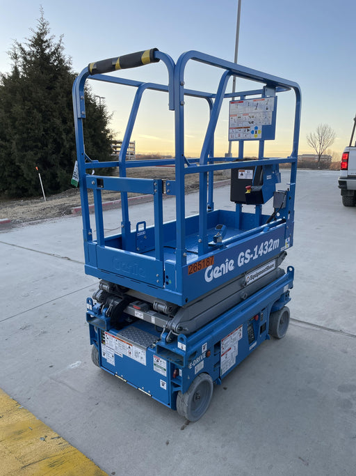 2022 GENIE GS-1432