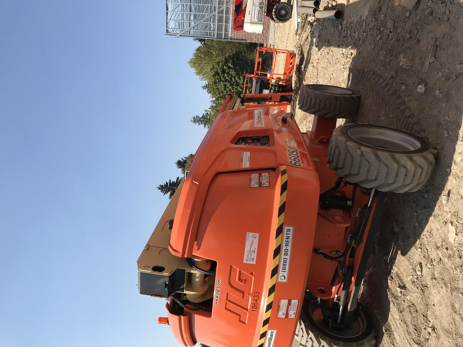 2020 JLG 660SJ