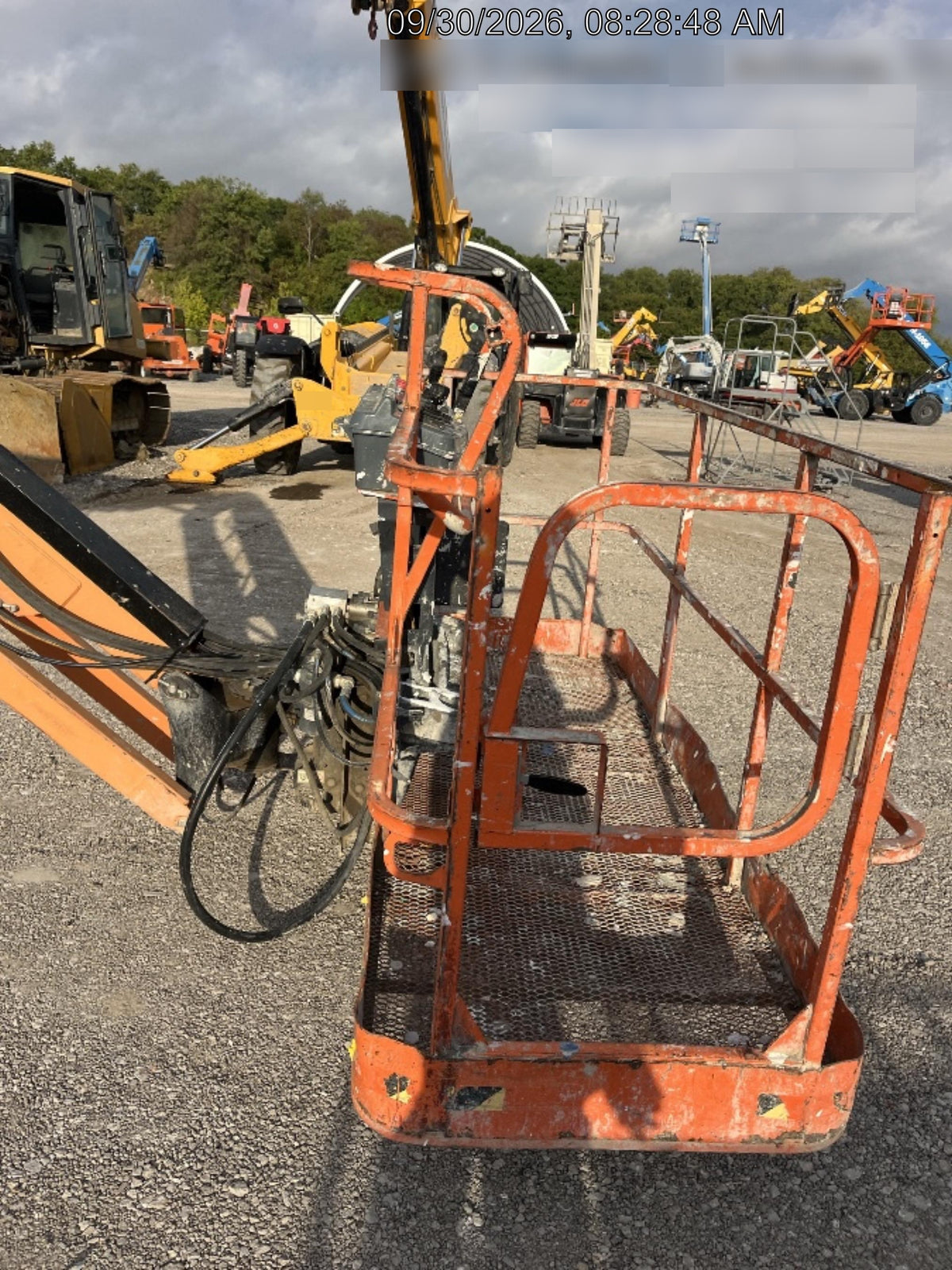 2022 JLG 660SJ