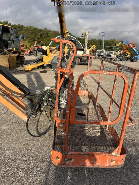 2022 JLG 660SJ