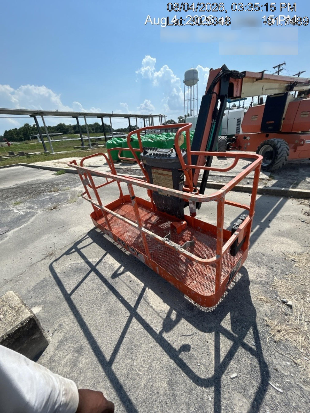 2019 JLG 800AJ