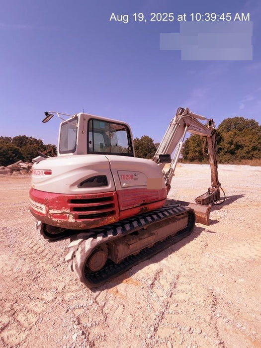 2019 Takeuchi TB290 Cab/Heat/AC Rubber tracks, Dozer blade, Travel alarm, Auxiliary hydraulics Manual QC, Hydraulic thumb, 18", 24", and 36" Buckets