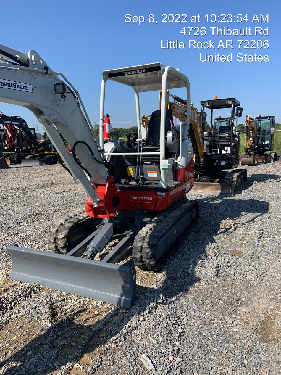 2022 TAKEUCHI TB235-2R