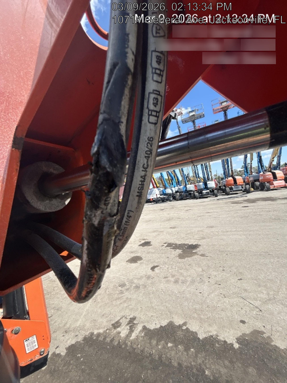 2023 JLG T500J
