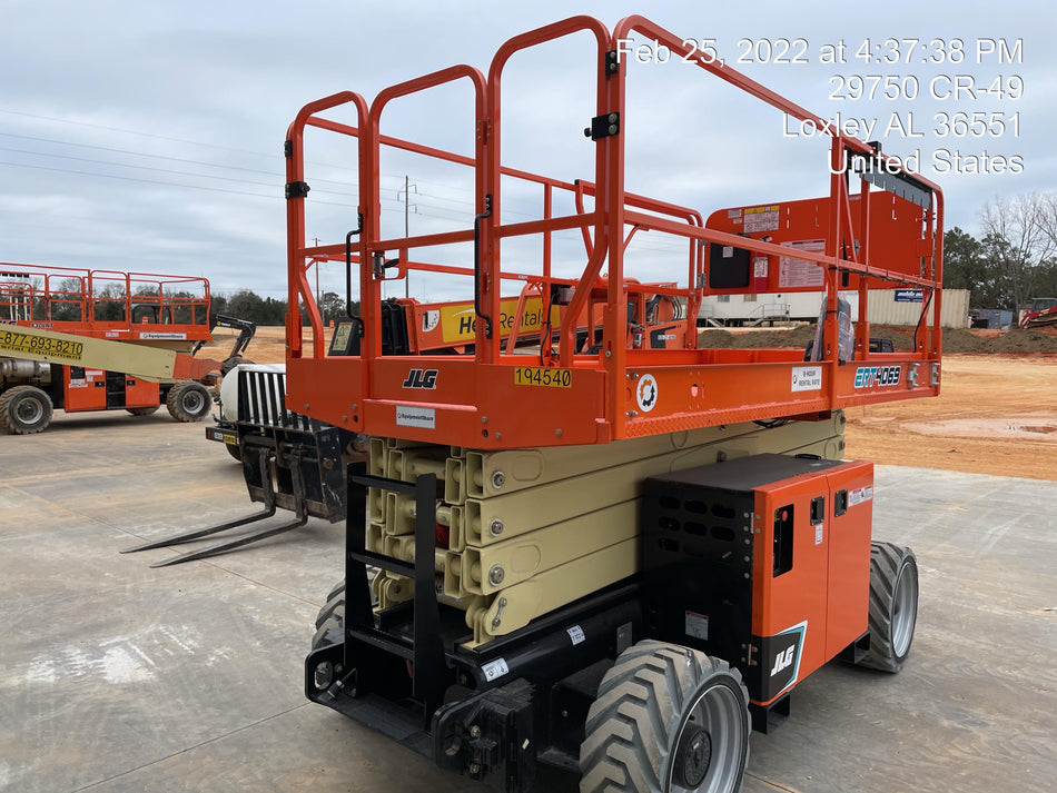 2021 JLG ERT4069