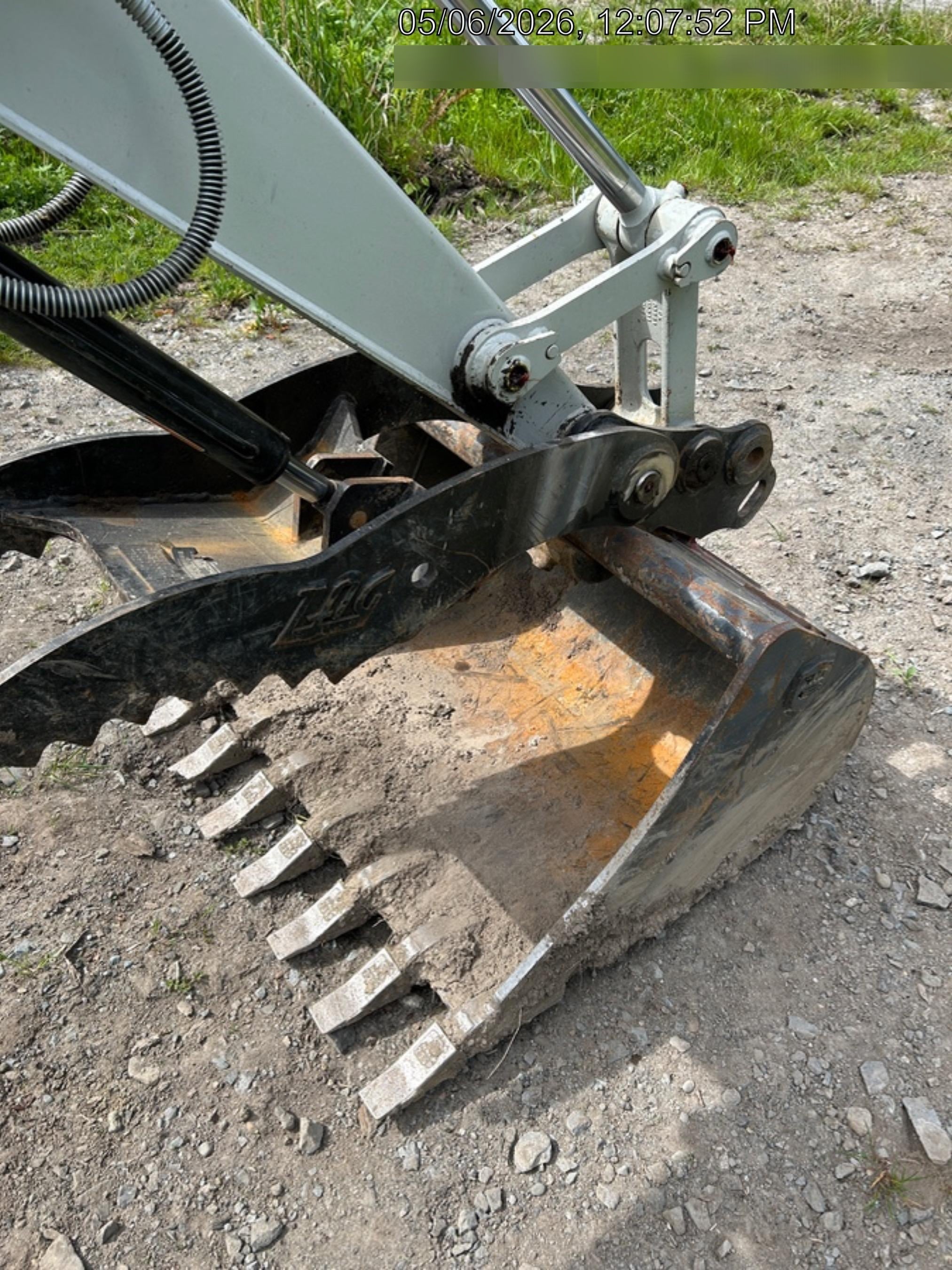 2025 TAKEUCHI TB250-2CR