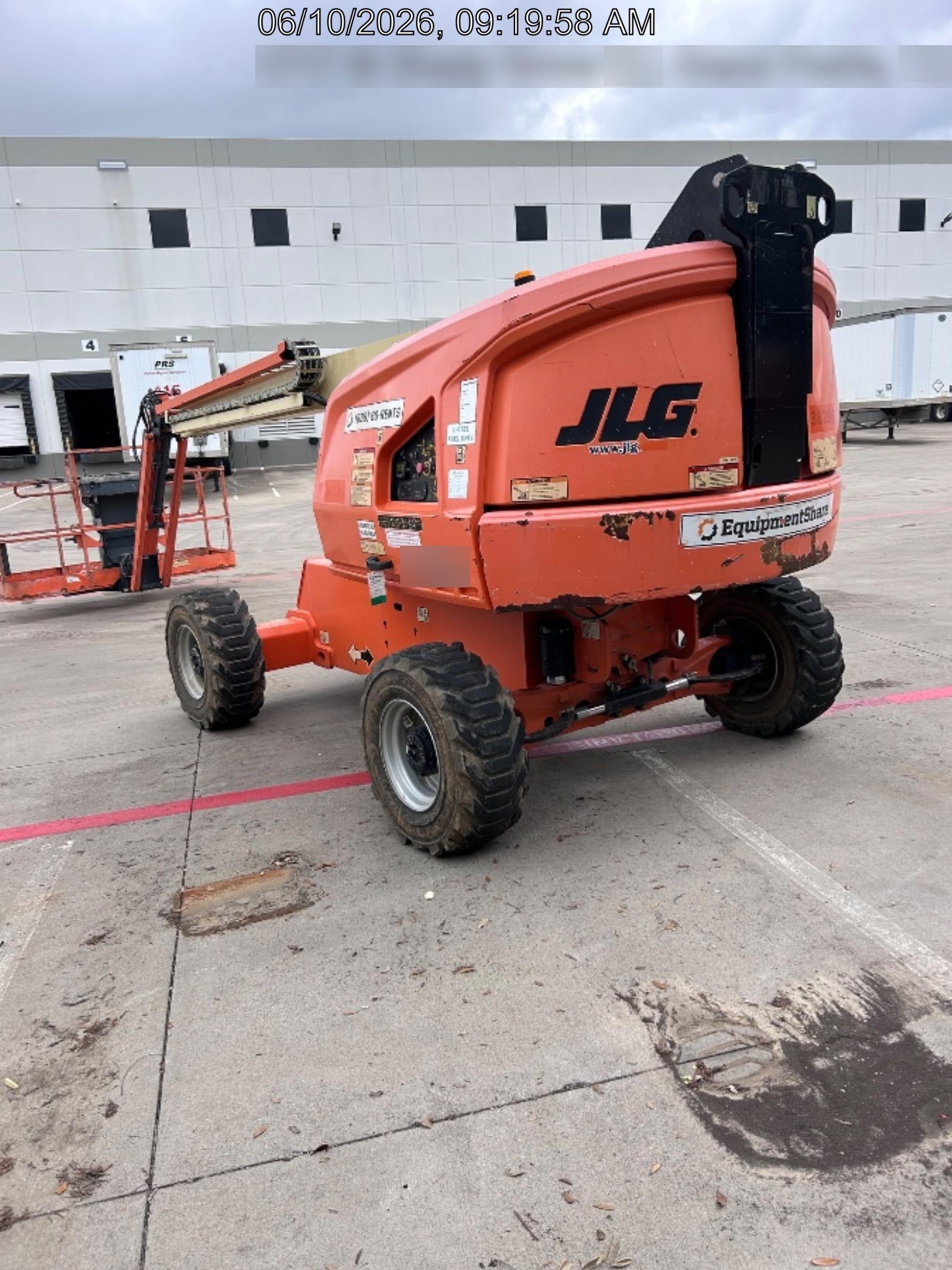2019 JLG 460SJ