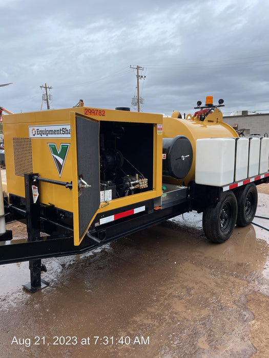 2023 Vac-Tron LP573XDT T4 Koehler Diesel Engine, 500 Gallon Debris Tank, x2 100 Gallon Water Tanks