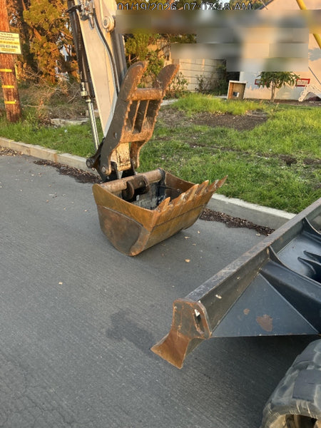 2023 SOLESBEE 36" Bucket, Tooth - Solesbee