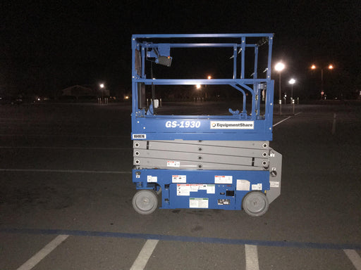 2020 Genie GS-1930 Solid Non Marking Tires, Beacon, Folding rails with half height swing gate, 800W Inverter
