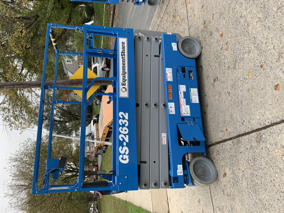 2020 Genie GS-2632 Solid NM Tires, Folding Rails with Half-Height Swing Gate, Beacon