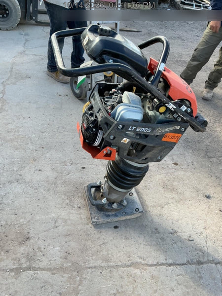2025 HUSQVARNA LT6005