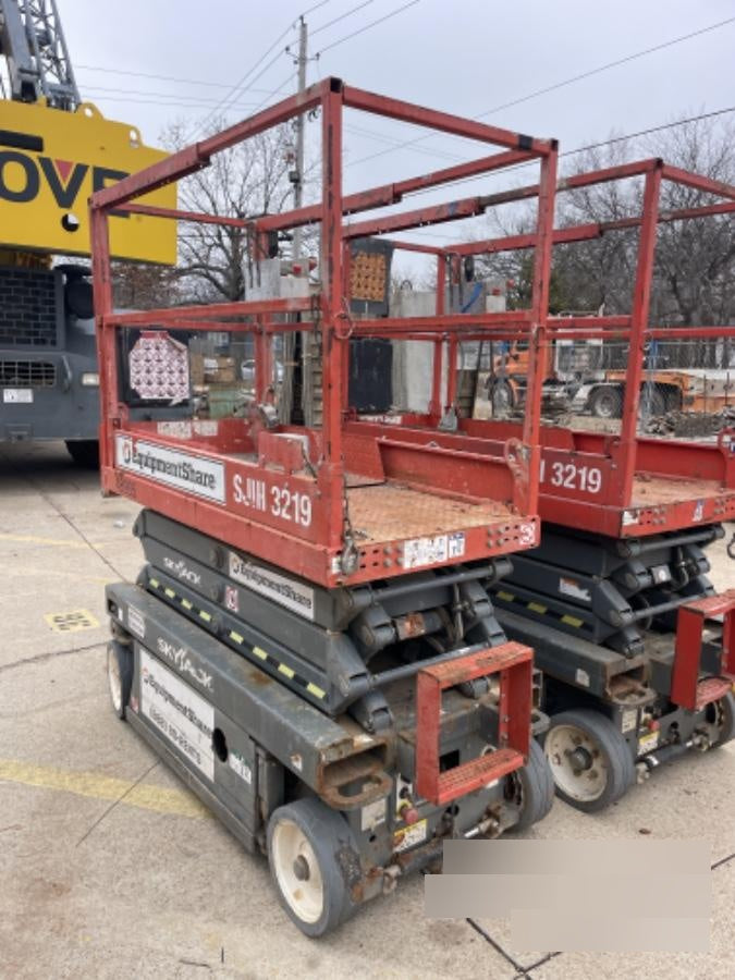 2019 Skyjack SJIII-3219 Standard Options, Trojan Batteries