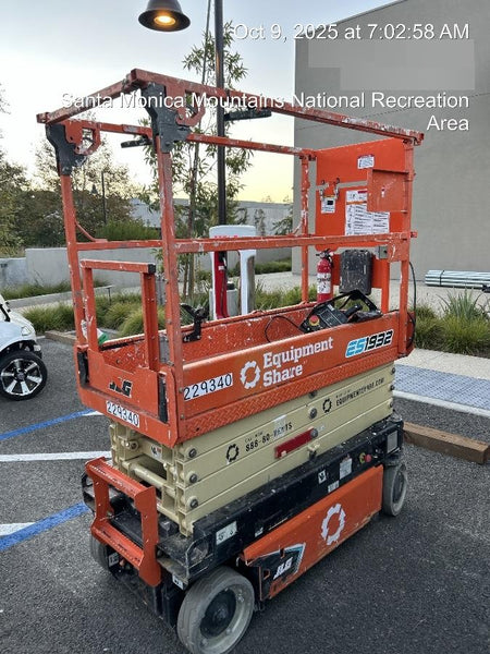 2022 JLG ES1932