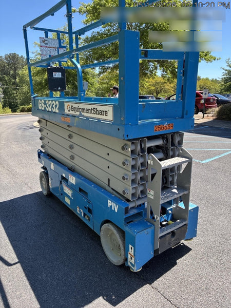 2022 GENIE GS-3232