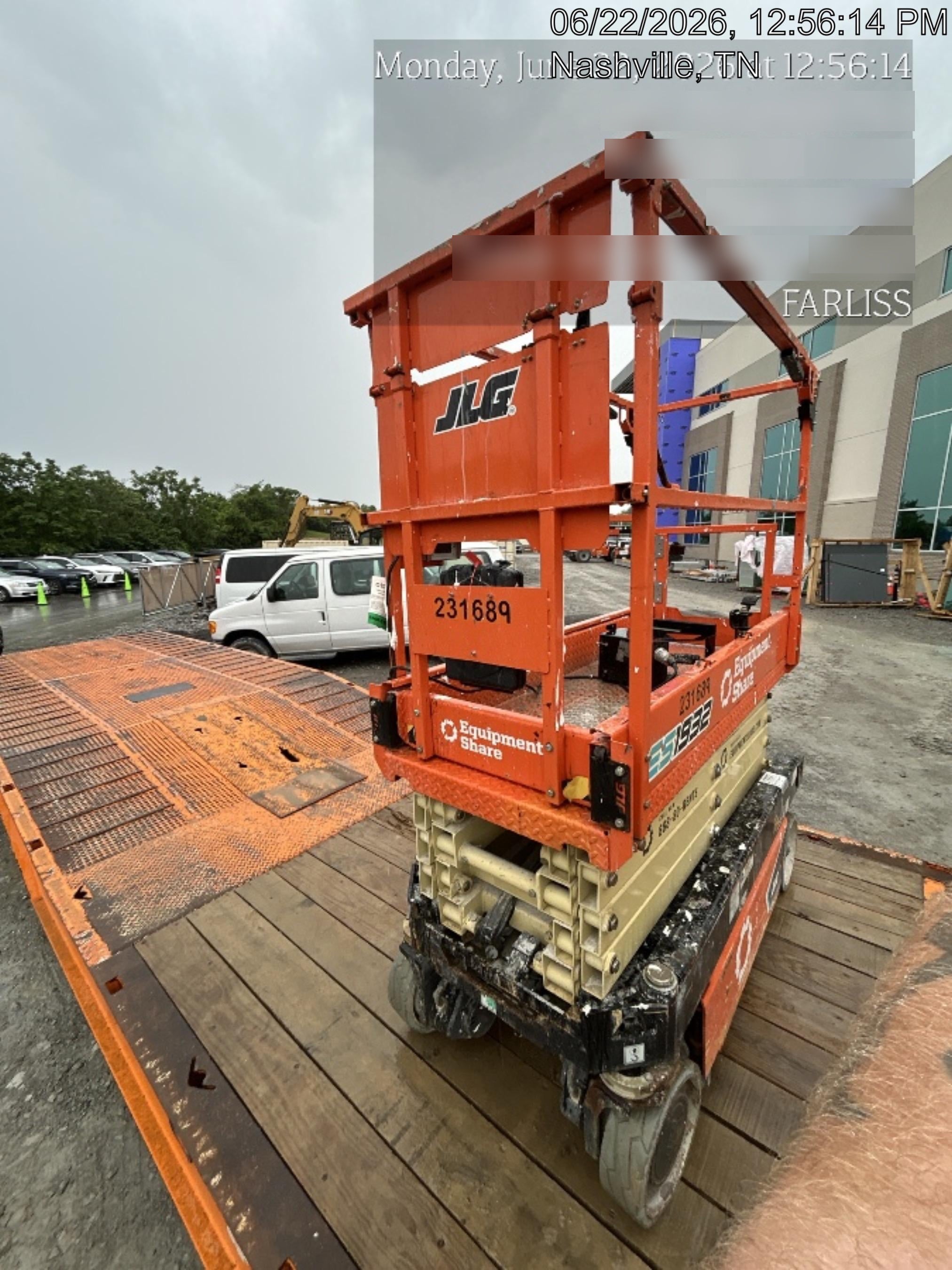 2022 JLG ES1932