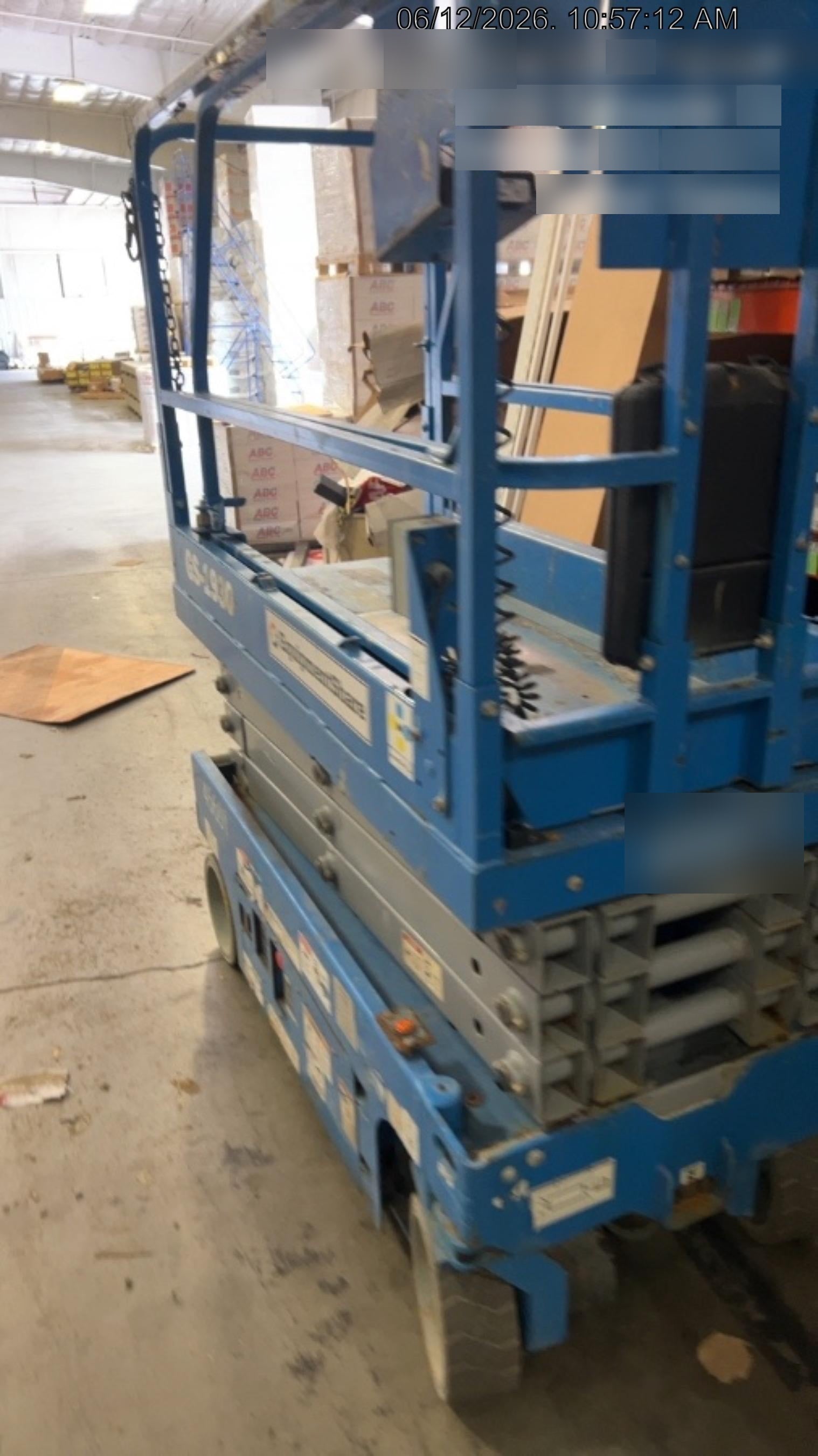 2019 Genie GS-1930 Fixed rails with chain Entry